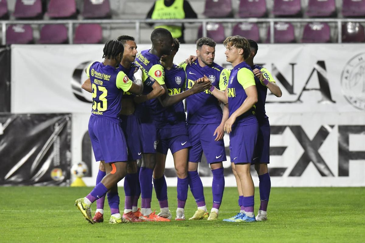 Rapid - CFR Cluj, în etapa 7 din play-off
