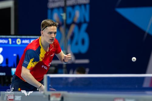 Iulian Chiriță în acțiune la CM de la Londra FOTO ITTF