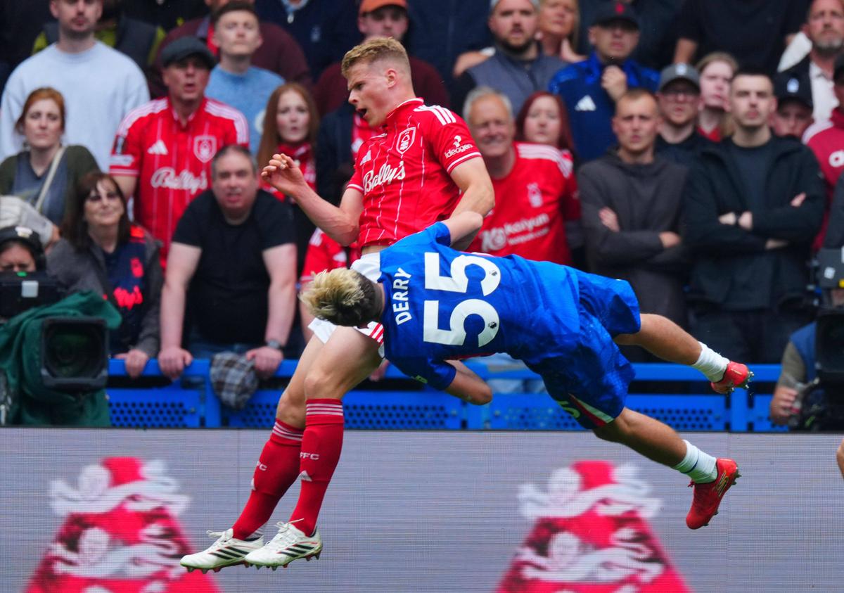 Jesse Derry, debutantul lui Chelsea, a primit oxigen pe teren după o accidentare horror