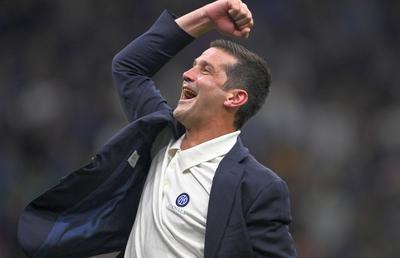 Cristi Chivu, spumos după ce a devenit campion cu Inter » Reacție cu umor și emoție într-o seară istorică