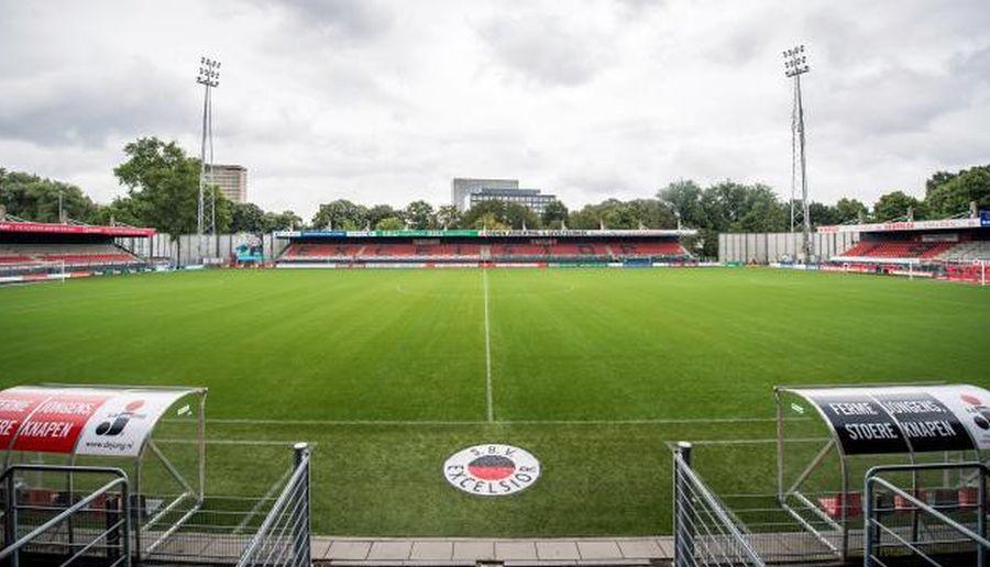 Idee ingenioasă: blocuri de locuit în fiecare colț al stadionului!