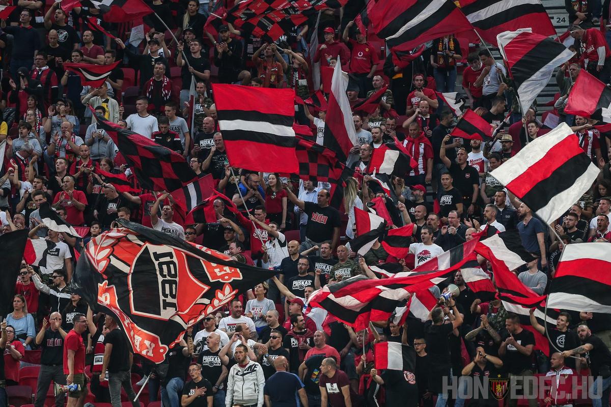VIDEO + FOTO Au uitat de pandemie! În Ungaria, jucătorii lui Honved s-au bucurat cu fanii pentru Cupă