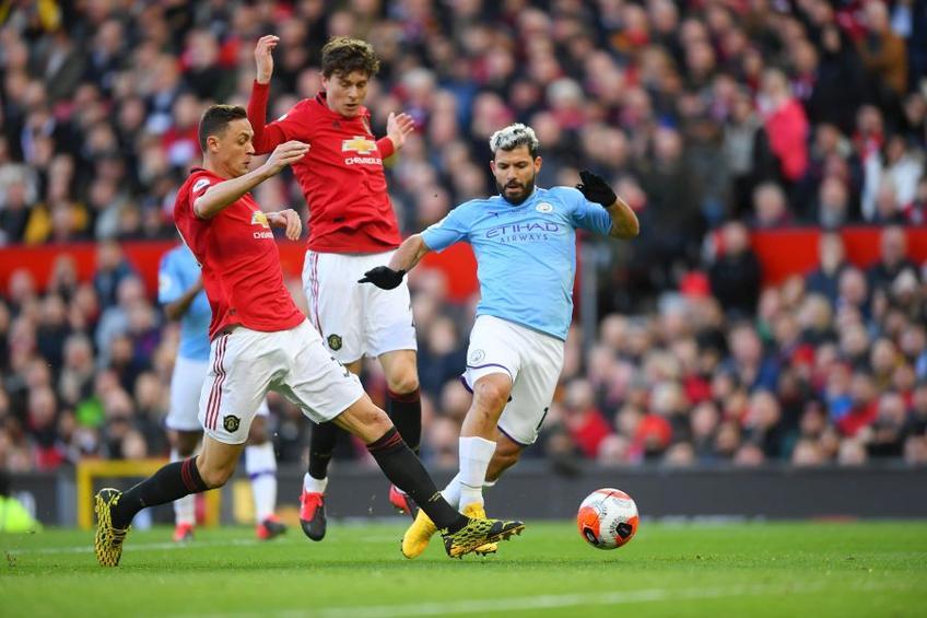 Manchester City și Manchester United se află în top 5 în Premier League // sursă foto: Guliver/gettyimages