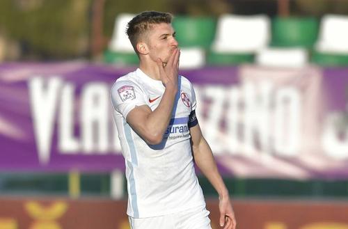 Gigi Becali (62 de ani), finanțatorul lui FCSB, i-a mărit prețul lui Florin Tănase (26), de la 4,5 milioane de euro la 5.