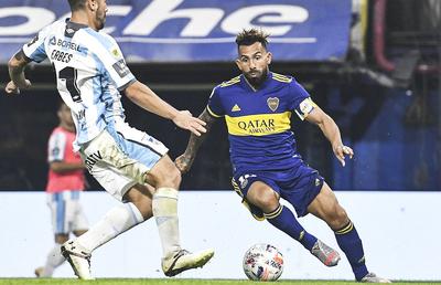 Carlos Tevez a spus „stop” după moartea tatălui: „Mă retrag. Mi-am pierdut fanul numărul 1”