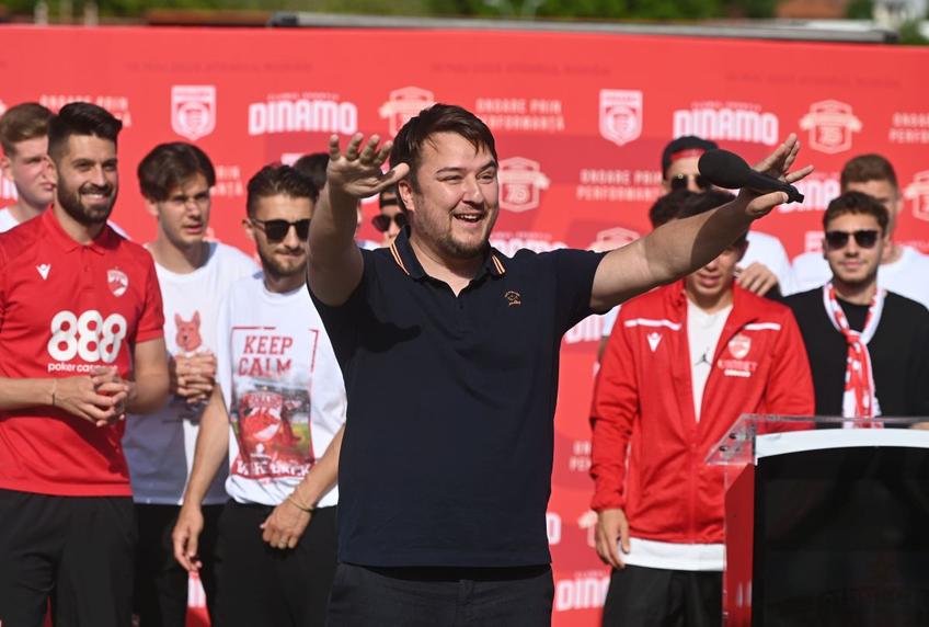 Ionuț Popa, președintele CS Dinamo, a transmis că luni va avea o întâlnire decisivă cu Andrei Nicolescu, omologul de la FC Dinamo 1948. Academiile celor două cluburi urmează să fuzioneze.