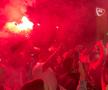 Ultrașii au oprit autocarul lui Dinamo în drumul spre București pentru a sărbători promovarea