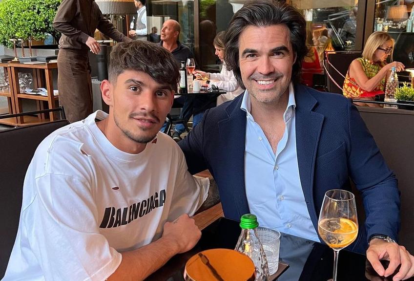 Florinel Coman (25 de ani) a semnat un contract de reprezentanță cu impresarul italian Federico Pastorello.