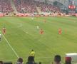 Roș-albii la putere » UTA i-a dat o „manita” Gloriei Buzău și rămâne în Liga 1!