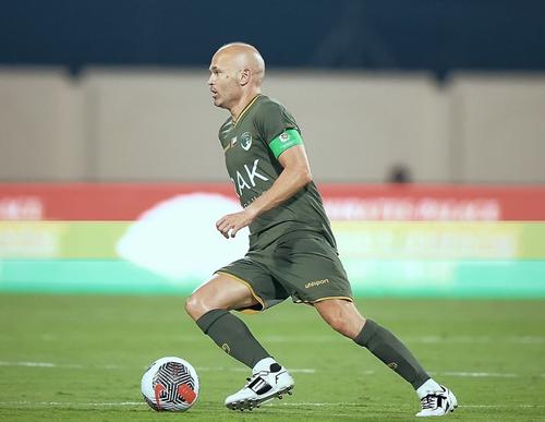 Andres Iniesta, în tricoul lui Emirates / Foto: X