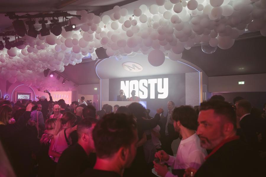 Vinul Jidvei, de la Centrul Pompidou la Festivalul de Film de la Cannes, susține arta românească la un eveniment cinematografic de prestigiu