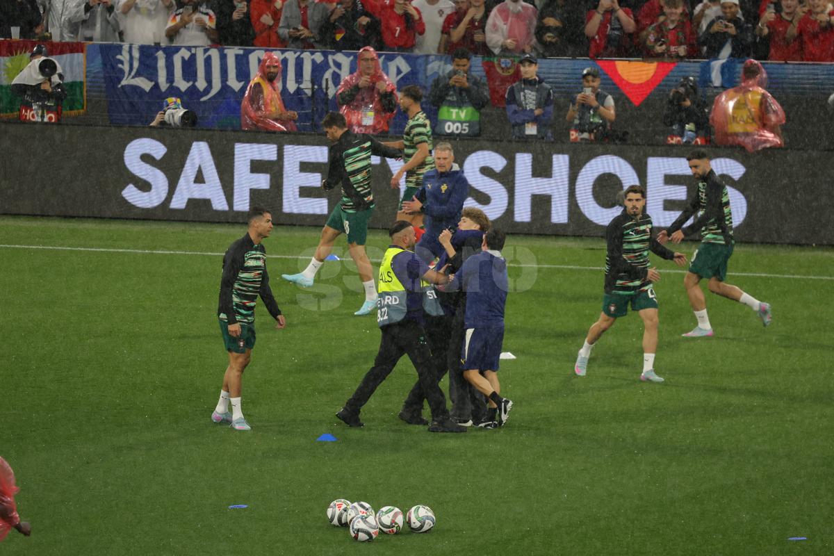 UEFA nu vrea să mai vadă astfel de momente, dar n-a putut fi evitat! Ce s-a întâmplat înainte de Germania - Portugalia