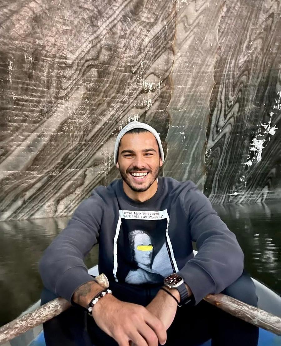 Karlo Muhar, într-un moment de relaxare la Salina Turda (Instagram personal) Fața nevăzută a transferului lui Karlo Muhar la CFR Cluj » Motivul real pentru care ar fi refuzat-o pe FCSB și la oferte egale: „Să dai și haina de pe tine pentru prieten