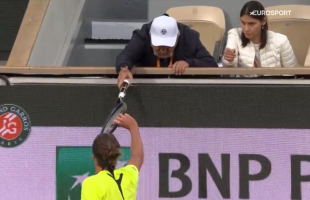 Moment uluitor pe Philippe-Chatrier! Ion Țiriac i-a sărit în ajutor lui Alexander Zverev și a jucat rolul de intermediar