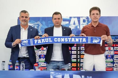 Ianis Zicu la prima confeirnță de presă / Foto: Instagram