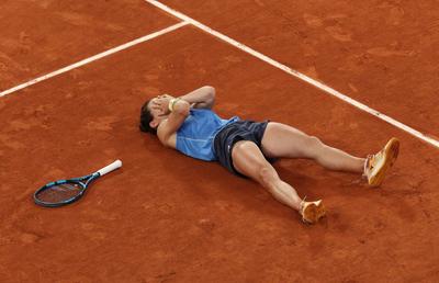Scene incredibile la Paris! Aflată pentru prima oară pe tabloul principal, franțuzoaica de pe locul 361 s-a calificat în semifinalele Roland Garros