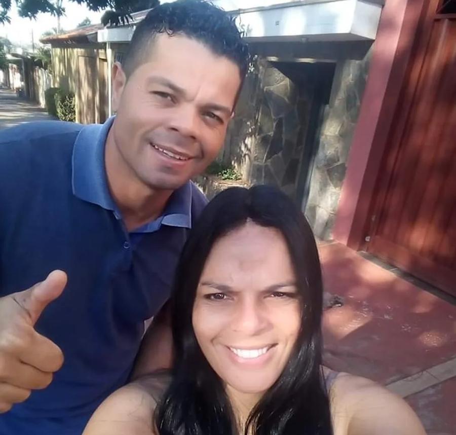 Flavio Donizete și soția sa Cibele / Foto: Arhiva personală Mărturia fotbalistului ruinat de droguri: „Îmi cheltuiam toți banii și familia făcea foamea acasă. Pentru cocaină mi-am vândut ceea ce dorisem în carieră atât de mult!”