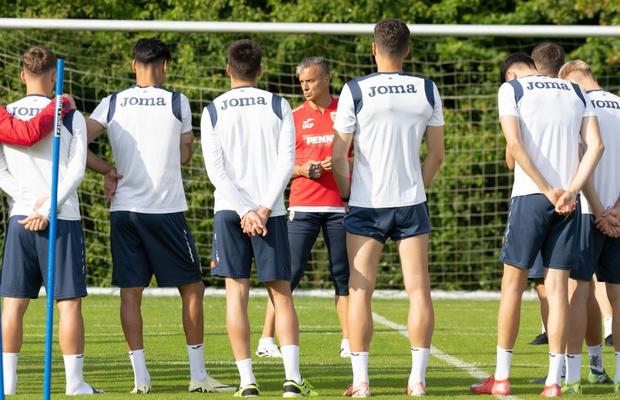 Lovitură grea: a părăsit cantonamentul României U21 și ratează Euro 2025! Daniel Pancu l-a trimis acasă