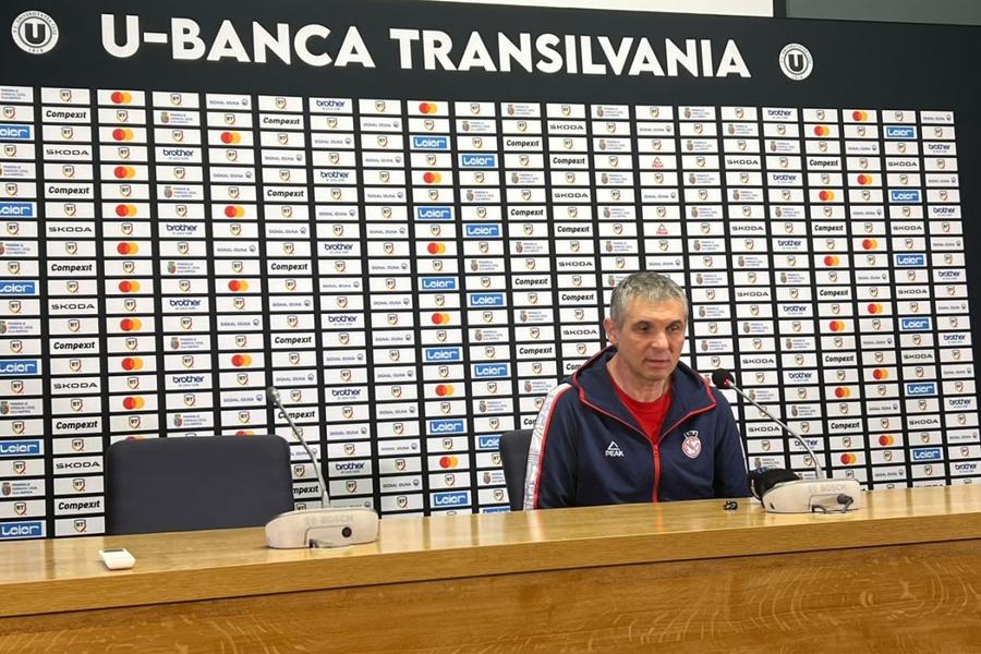 Cristian Achim, la conferința de presă din BTarena/Foto: David Istrate (GSP.ro) Finalul unei ere! După 17 ani, Cristian Achim nu mai este antrenorul lui CSM Oradea: „E dificil rău de tot”