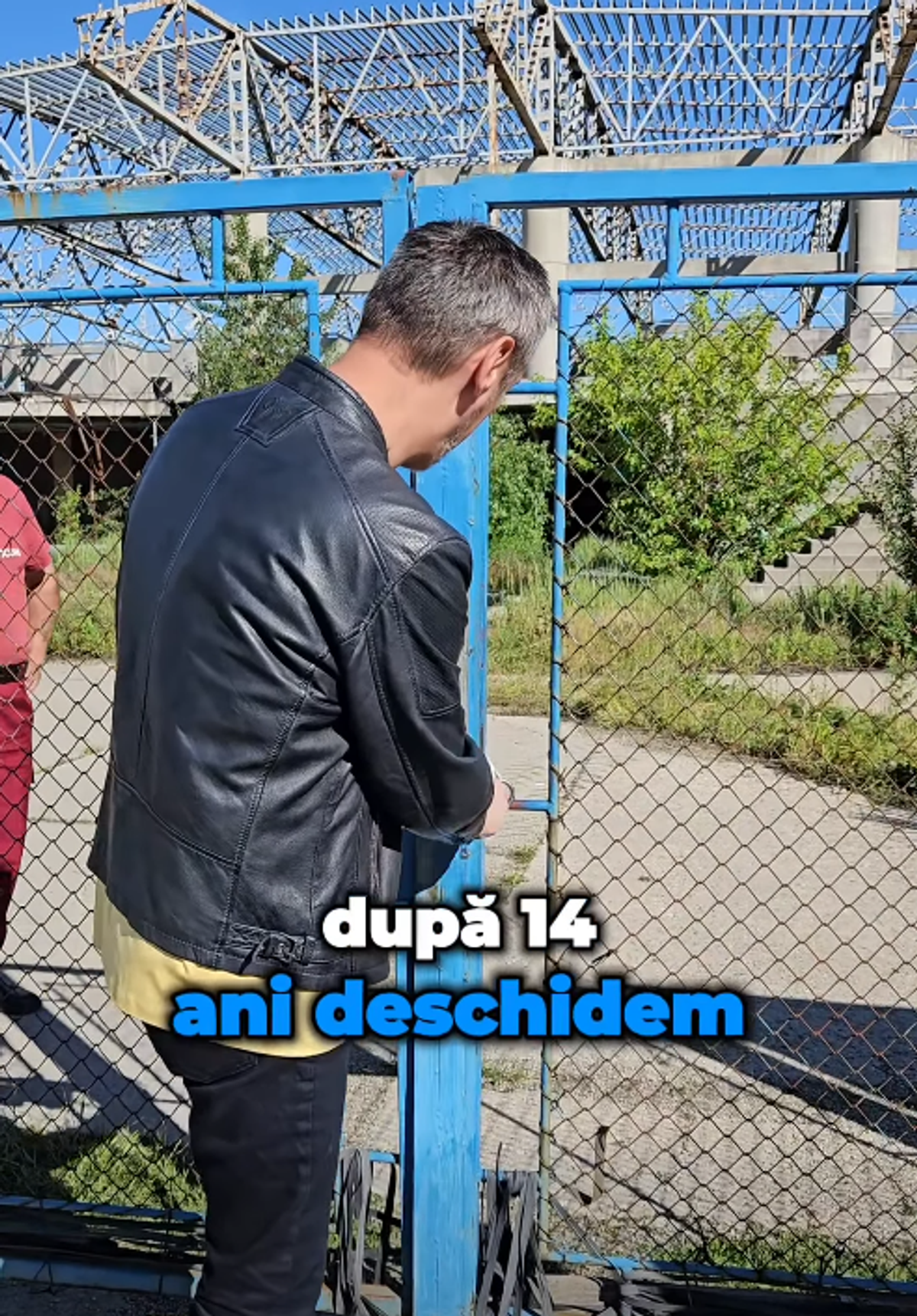 După 14 ani de abandon, lucrările sunt reluate printre buruieni! În ce stadiu e polivalenta de 22 milioane de euro