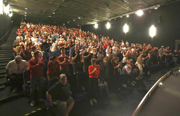 Franța răspunde costurilor uriașe de la Mondial și vrea să transmită meciurile gratuit în cinematografe
