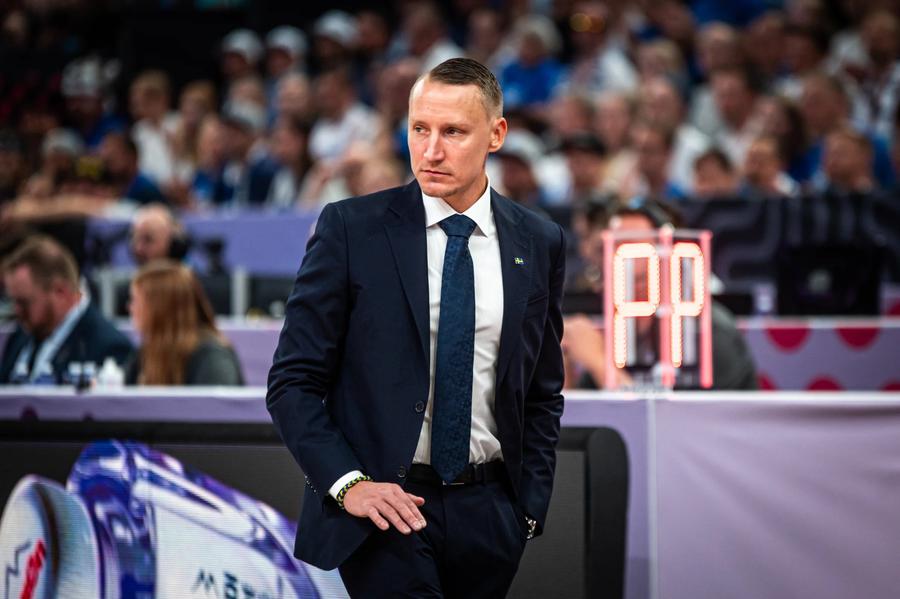 Mikko Riipinen, noul antrenor al lui CSM Oradea/Foto: fiba.basketball Schimbări masive la CSM Oradea! Vicecampioana României are un nou antrenor și un nou team manager