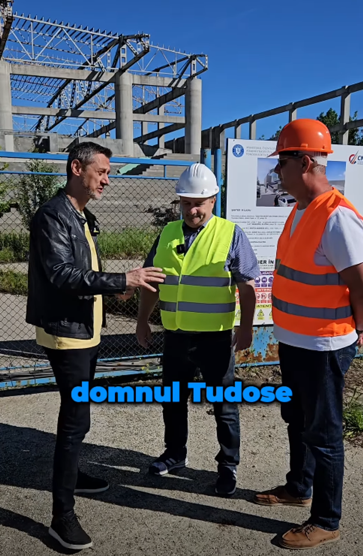 După 14 ani de abandon, lucrările sunt reluate printre buruieni! În ce stadiu e polivalenta de 22 milioane de euro