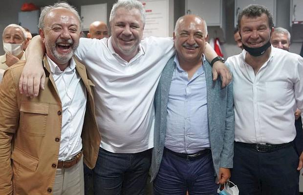 Marius Șumudică, prima reacție după incidentul cu patronul adversarei: „Era un cadou”