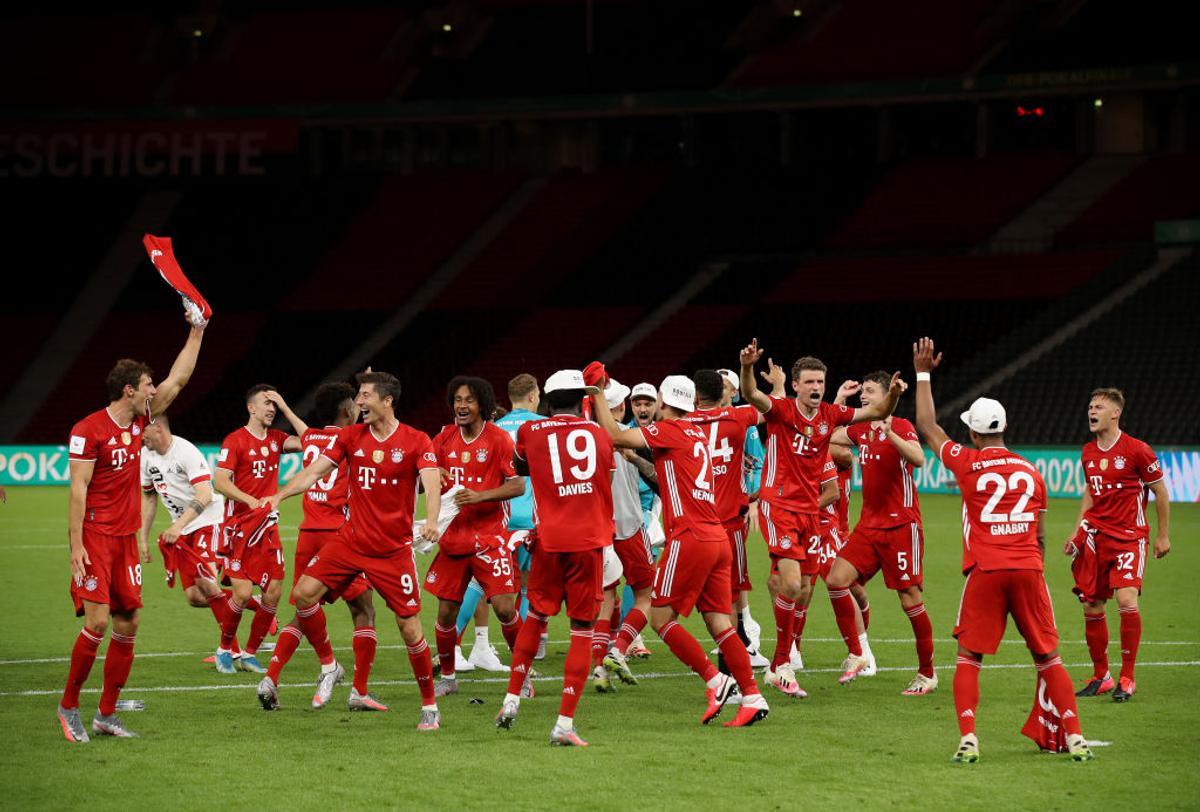 VIDEO + FOTO Bayern Munchen