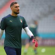 Donnarumma a purtat o pereche de mănuși speciale, imprimate cu nu mai puțin de 288 de țepi / foto: Guliver/Getty Images