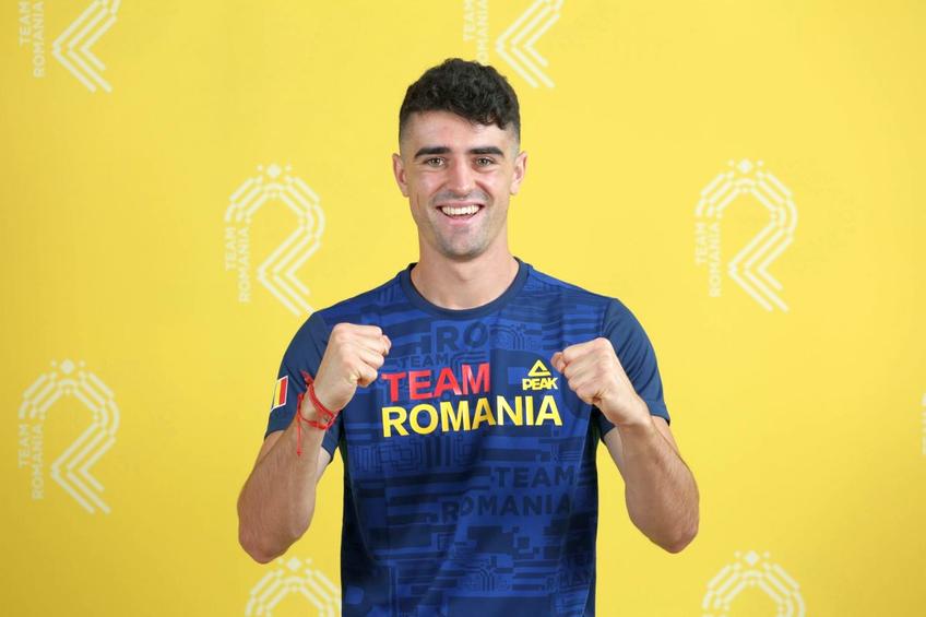 Naționala U23 a României a realizat o sesiune foto în echipamentu olimpic / Sursă foto: frf.ro