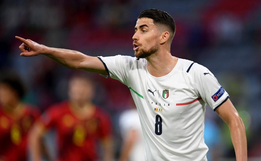 40 de milioane de euro este cota de piață a lui Jorginho, conform Transfermarkt Italienii visează după calificarea în semifinalele Euro 2020: „Luați-l în calcul pentru Balonul de Aur” » Bookmakerii nu-l bagă în seama!
