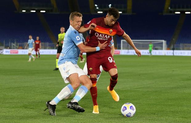 Un star din Serie A, anchetat pentru că ar fi bătut hoțul care voia să îi fure mașina! Când va fi interogat fotbalistul