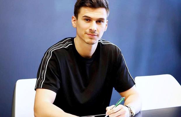 Dorin Rotariu, fotbalistul care l-a lăsat cu „seen” pe Mihai Stoica, a semnat: „M-am simțit dorit foarte mult”