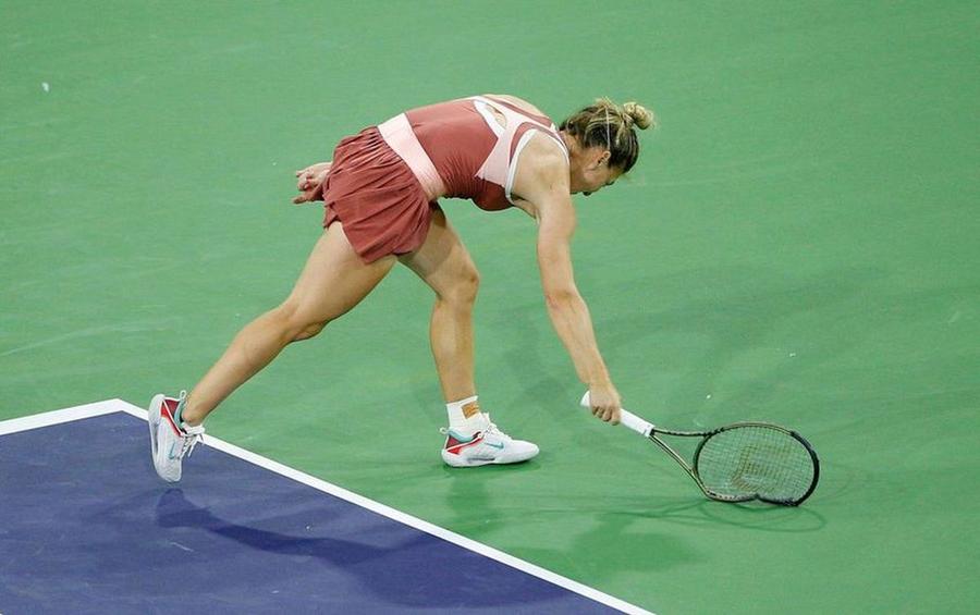 Simona Halep a distrus multe rachete Racheta nu e proastă