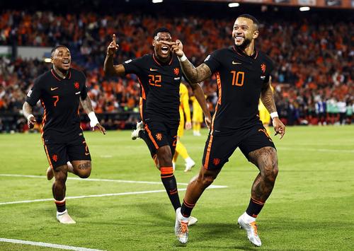 Steven Bergwijn, dreapta, foto: Imago
