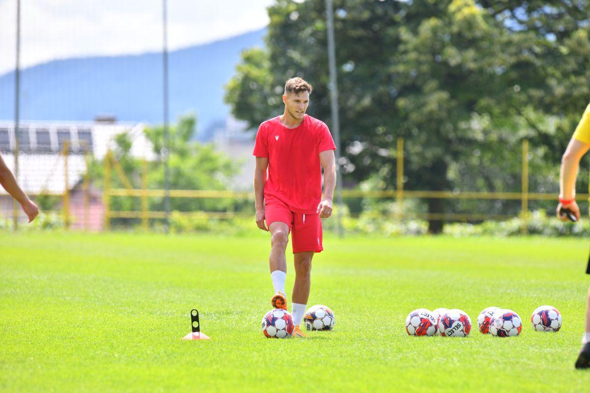 FOTO Dinamo în Slovenia: Dennis Politic, Cristi Costin și Kevin Ciubotariu s-au antrenat separat 04.07.2023
