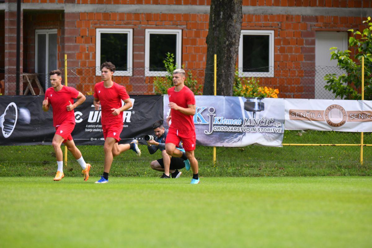 FOTO Dinamo în Slovenia: Dennis Politic, Cristi Costin și Kevin Ciubotariu s-au antrenat separat 04.07.2023