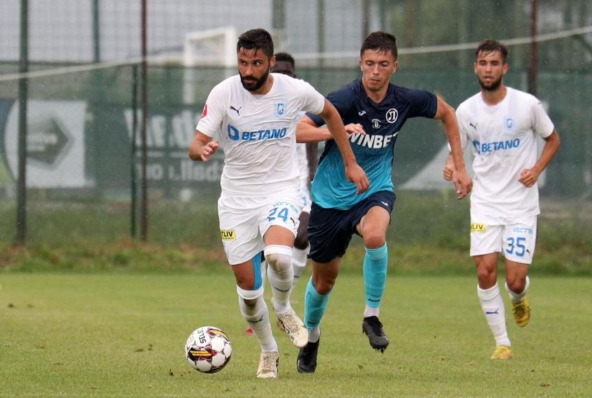 CS Universitatea Craiova a fost învinsă, scor 0-2, de formația Lokomotiv Plovdiv, locul 5 în ultimul sezon al primei ligi din Bulgaria. A fost al patrulea meci amical pe care oltenii l-au disputat în stagiul de pregătire din Bulgaria.