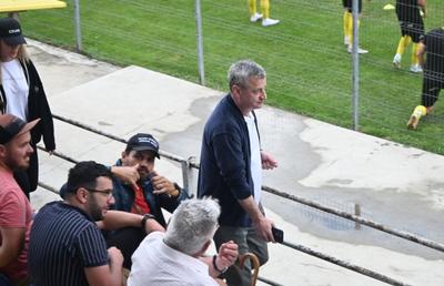 3 detalii remarcate de reporterii GSP la amicalul CFR - Brașov » Apariție rară a patronului Varga, fotbalist băgat în ședință + un nou cuplu letal