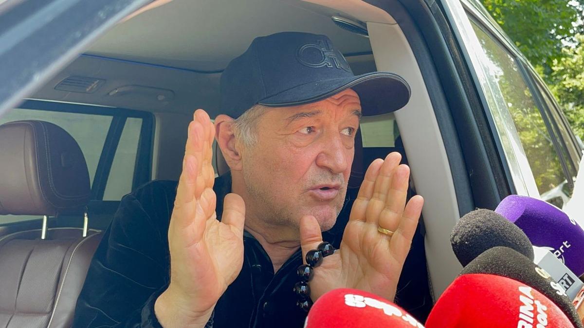 Moment inedit cu Gigi Becali » A dat volumul la maximum și a început să cânte muzică bisericească