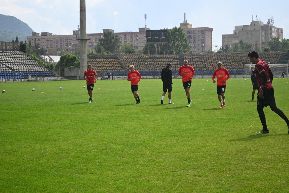 CFR Cluj, transfer-surpriză! A semnat cu un internațional român: jucătorul a fost deja prezentat