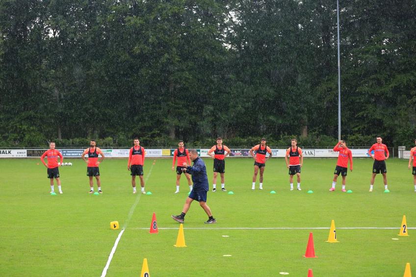 Vremea rece și umedă i-a aprins pe jucătorii lui FCSB