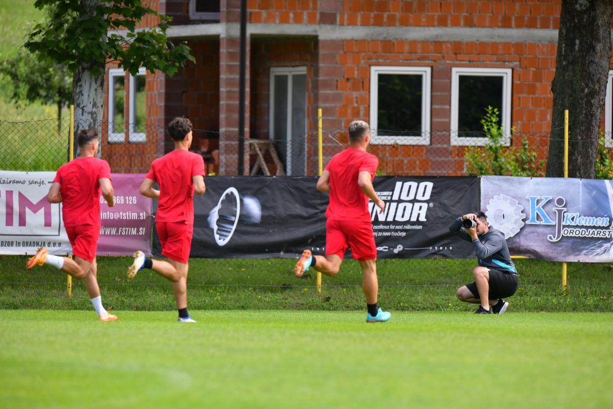 FOTO Dinamo în Slovenia: Dennis Politic, Cristi Costin și Kevin Ciubotariu s-au antrenat separat 04.07.2023