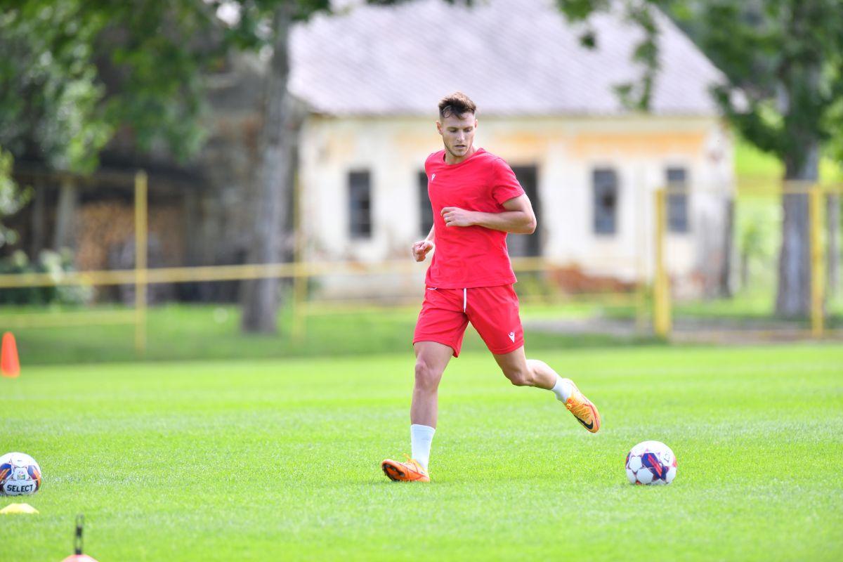 FOTO Dinamo în Slovenia: Dennis Politic, Cristi Costin și Kevin Ciubotariu s-au antrenat separat 04.07.2023