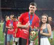 Toate iubitele pe gazon! Imagini de colecție: fotbaliștii celor de la FCSB au sărbătorit alături de partenere triumful din Supercupă » Momente superbe cu familiile lui Pintilii și Charalambous