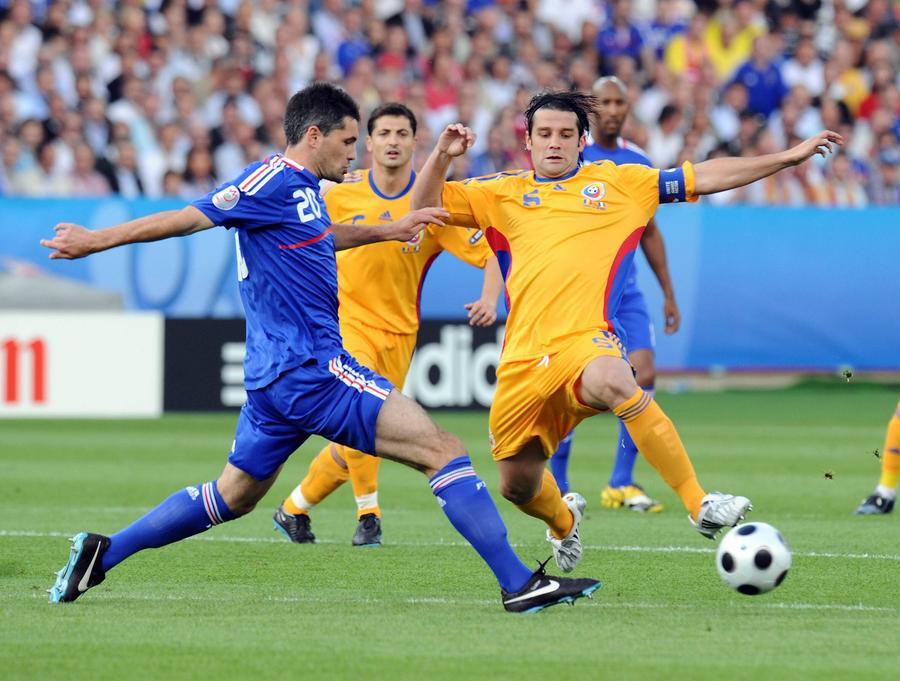 Chivu, egalat de Stanciu la selecții cu ocazia partidei de la Pristina foto: Imago ”Tricolorul” care egalează cu Lituania un record fantastic al lui Mircea Lucescu! Intră în topurile all-time ale echipei naționale