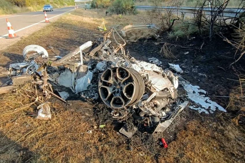 Așa arată ceea ce a mai rămas din Lamborghini-ul în care au decedat frații Diogo și Andre Silva Jota / Foto: X