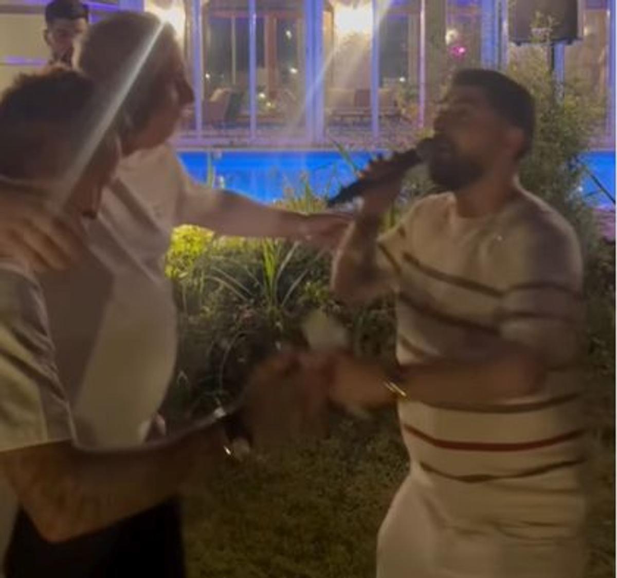 Marius Șumudică s-a distrat cu lăutarii la ziua de naștere a lui Denis Drăguș
