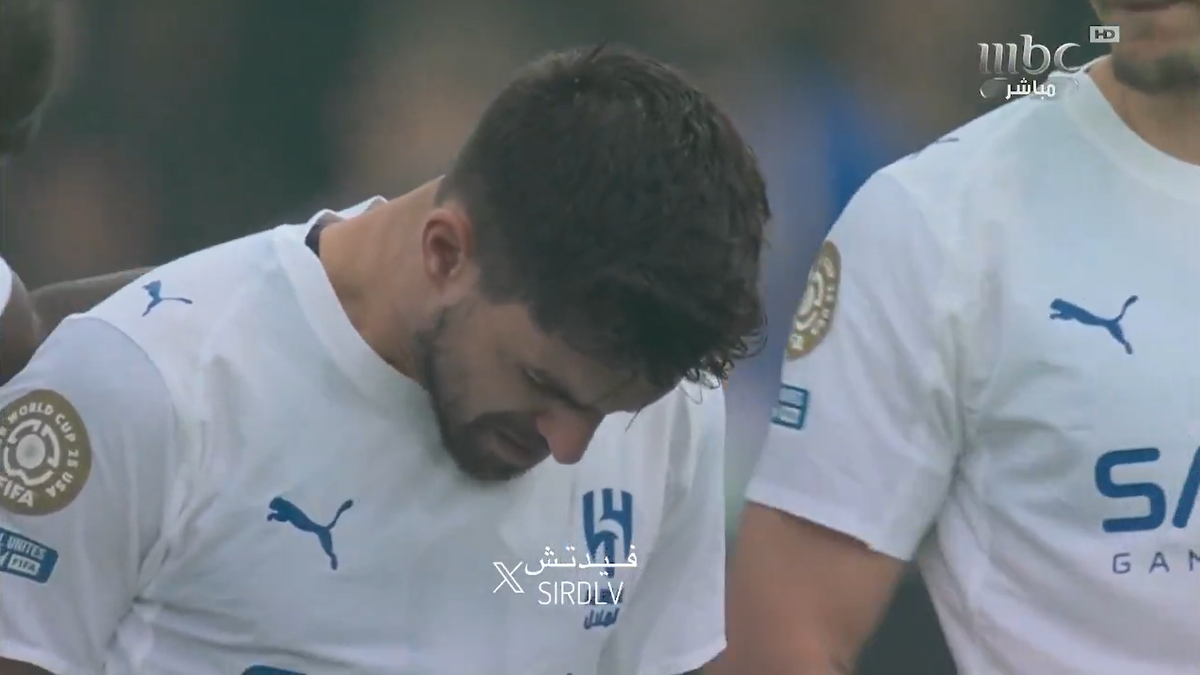 Neves și Cancelo, în lacrimi la momentul de reculegere în memoria lui Jota